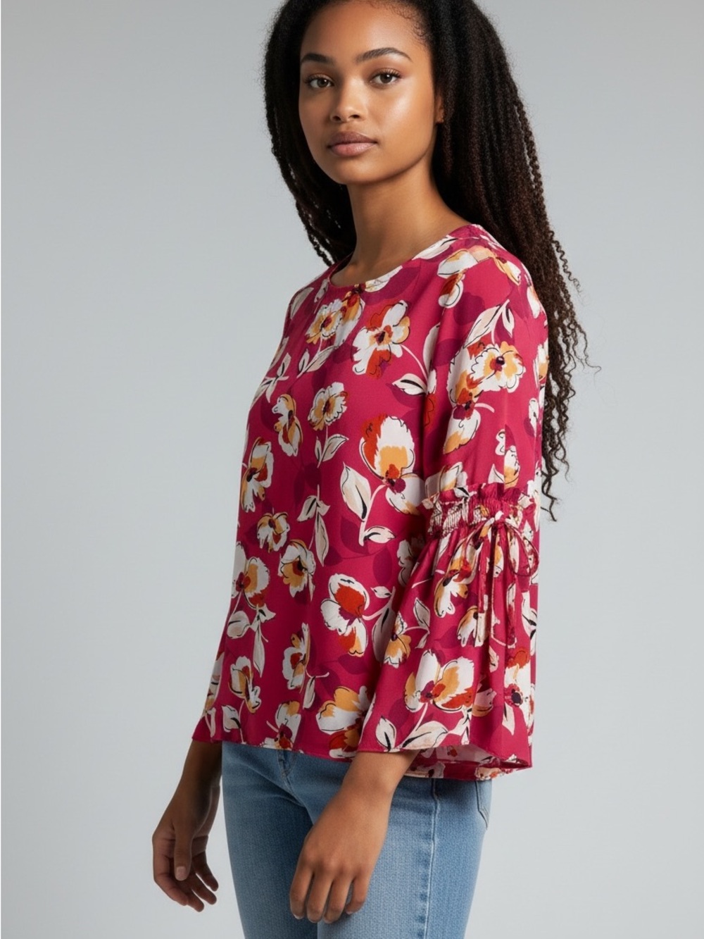 ROSE & OLIVE womens Bright Floral Bell-Sleeve Blouse in Magenta size medium
